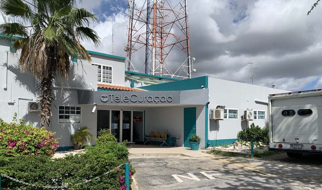 Doorgaan met TeleCuraçao zonder ingrepen is onverantwoord (Picture by: extra.cw)