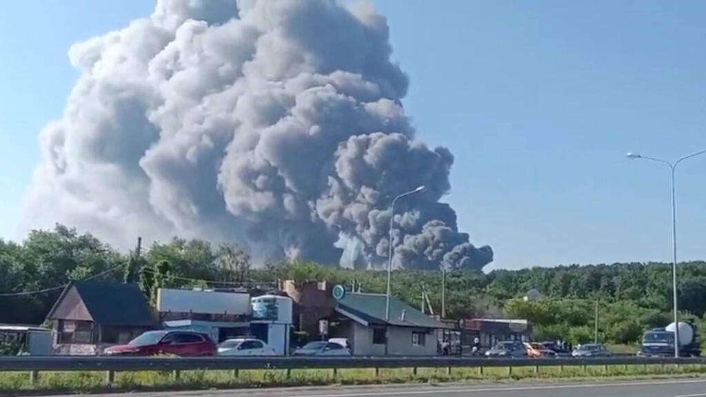 Droneaanvallen van Oekraïne leiden tot doden en brand bij Wildberries-magazijn in Rusland (Picture by: s.france24.com)