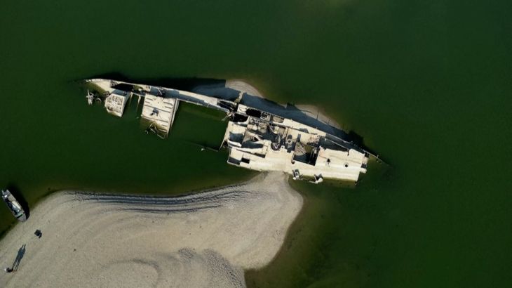 Drought onthult Nazi-schepen onder de Donau (Picture by: aljazeera.com)