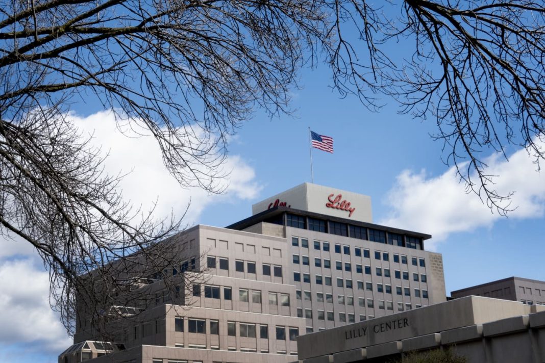 Eli Lilly start rechtszaak tegen farmaceutische bedrijven wegens illegale verkoop van nieuwe gewichtsverliesmiddel Eli Lilly start rechtszaak tegen farmaceutische bedrijven wegens illegale verkoop van nieuwe gewichtsverliesmiddel (Picture by: images.mktw.net)