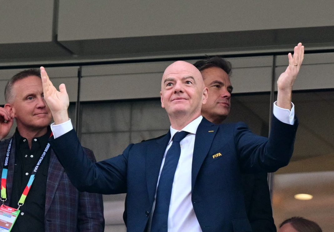 FIFA stopt met private investeringen WK, Infantino onder druk (Photo by: nyt.com)