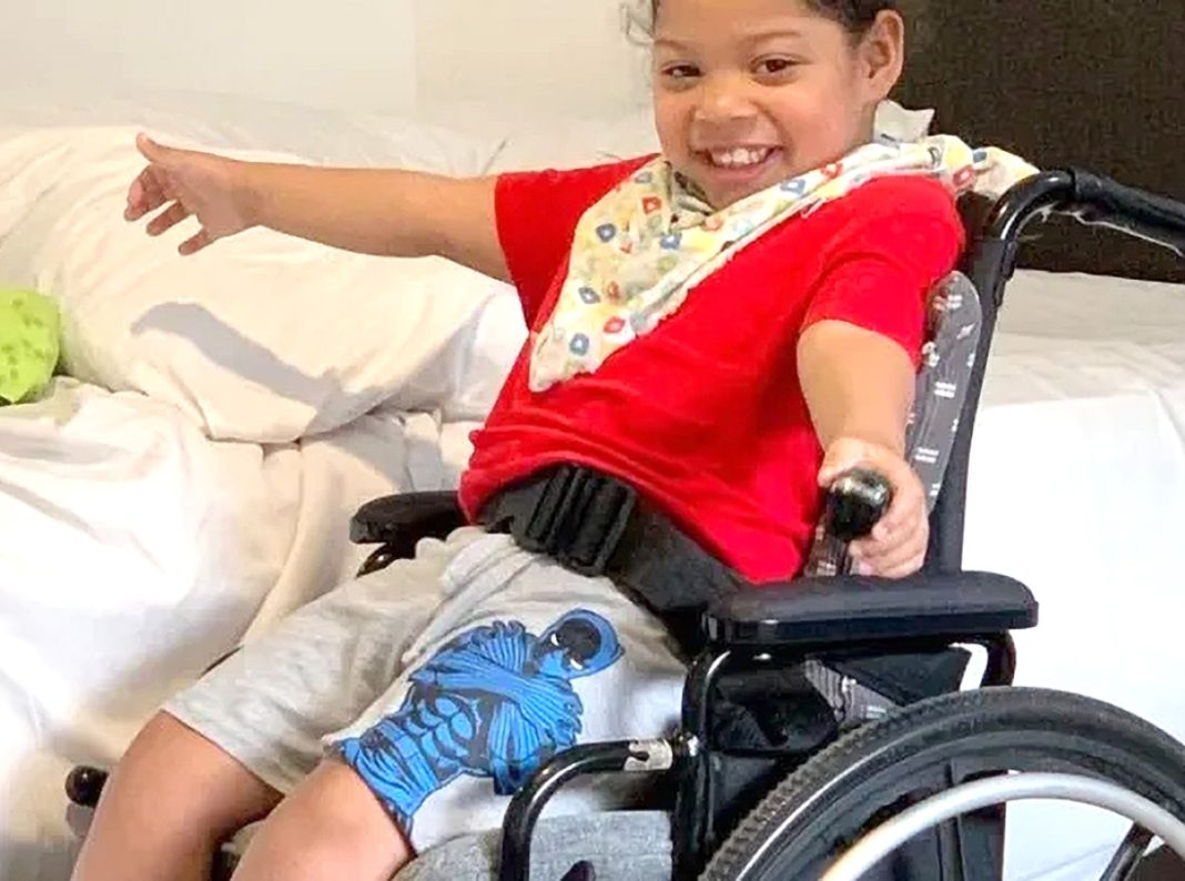 Familie start crowdfunding voor Noah, kind met cerebrale parese, om behandeling in Colombia te betalen Familie start crowdfunding voor Noah, kind met cerebrale parese, om behandeling in Colombia te betalen (Picture by: diario.aw)