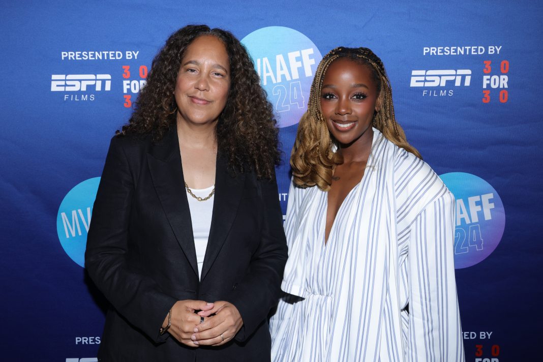 Gina Prince-Bythewood prijst Tomi Adeyemi en bespreekt wereldopbouw van ‘Children of Blood and Bone’ Gina Prince-Bythewood prijst Tomi Adeyemi en bespreekt wereldopbouw van 'Children of Blood and Bone' (Picture by: variety.com)