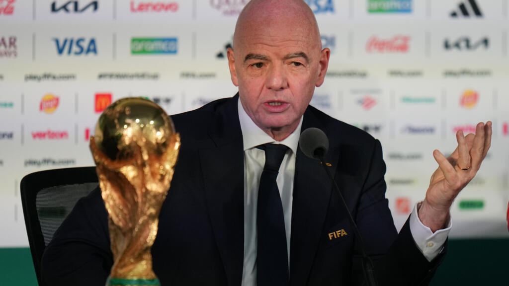 Infantino ondervindt toenemende druk na terugtrekking van investeringsplan voor WK (Picture by: s.france24.com)