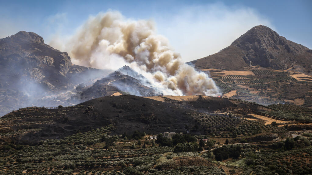 Internationale Nieuws: Uitbundige Beelden van Hete Wildbranden, Een Prehistorisch Dieren en Migrantendruk in Spanje (Picture by: s.france24.com)