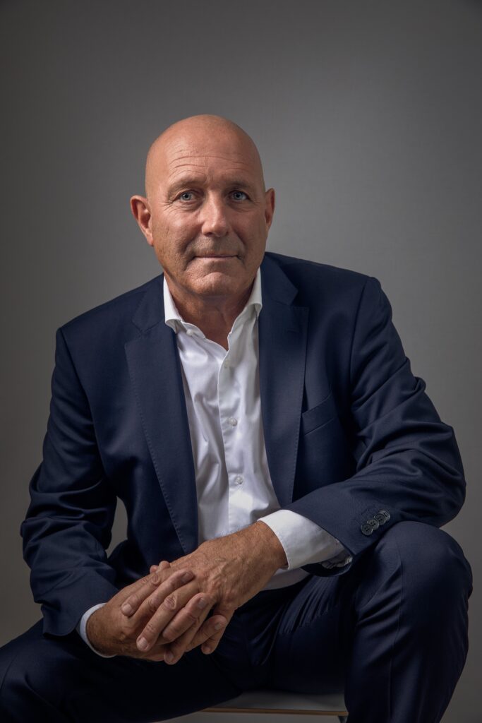 Jan Helmond stopt eerder dan verplicht als waarnemend Rijksvertegenwoordiger (Picture by: extra.cw)
