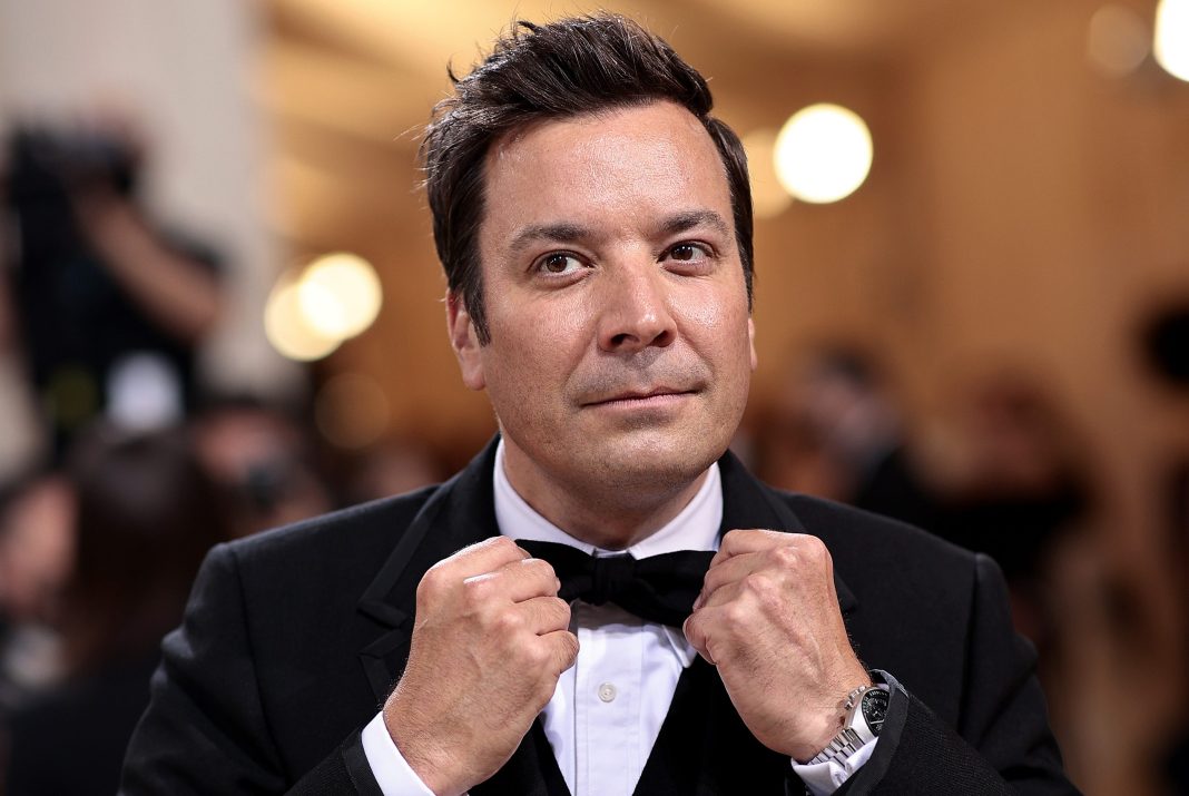 Jimmy Fallon staat bijna alleen over: Late Night-programma's in de zomer (Picture by: variety.com)