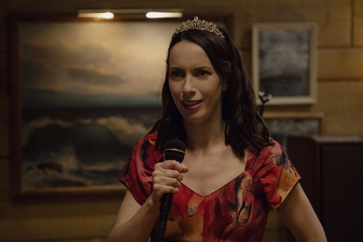 Kate OFlynn Over de uitdagingen van Widows Bay Mik Kate O’Flynn: Over de uitdagingen van 'Widow's Bay', Mike Leigh's laatste film en haar Emmy-nominatie (Picture by: variety.com)