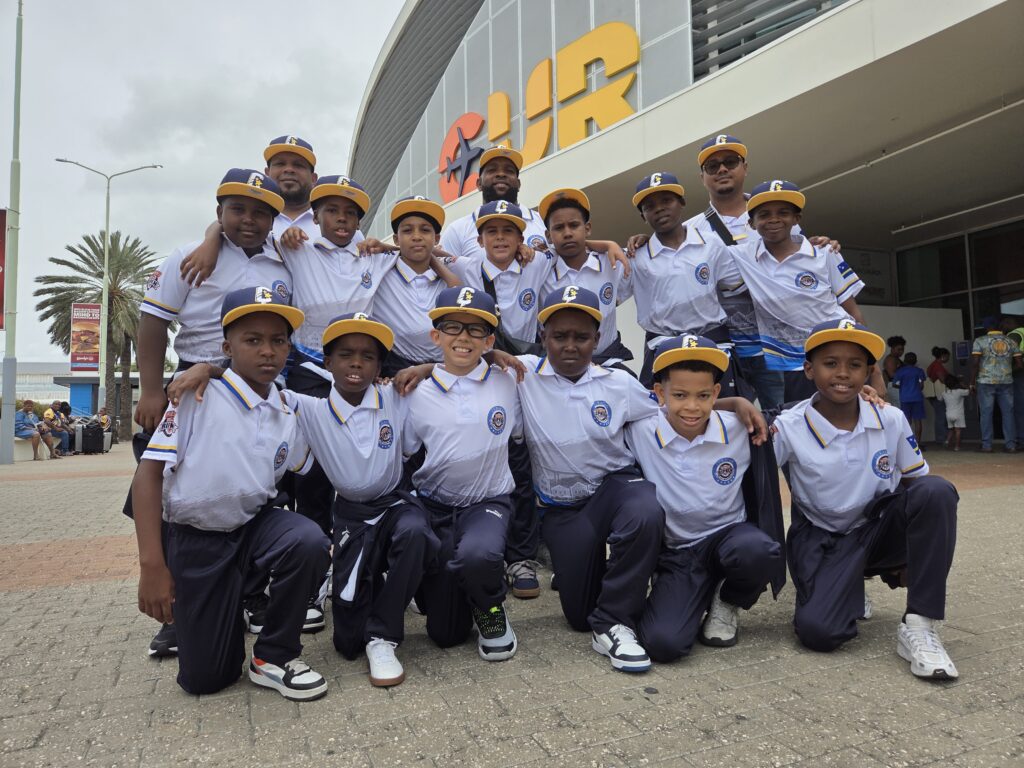 Korsou viert deelname aan prestigieuze Cal Ripken World Series Korsou viert deelname aan prestigieuze Cal Ripken World Series (Picture by: extra.cw)