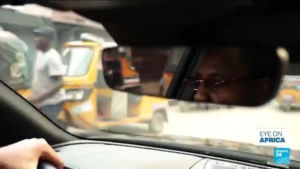 Lagos trotseert stijgende benzineprijzen met elektrische auto’s Lagos trotseert stijgende benzineprijzen met elektrische auto's (Picture by: s.france24.com)