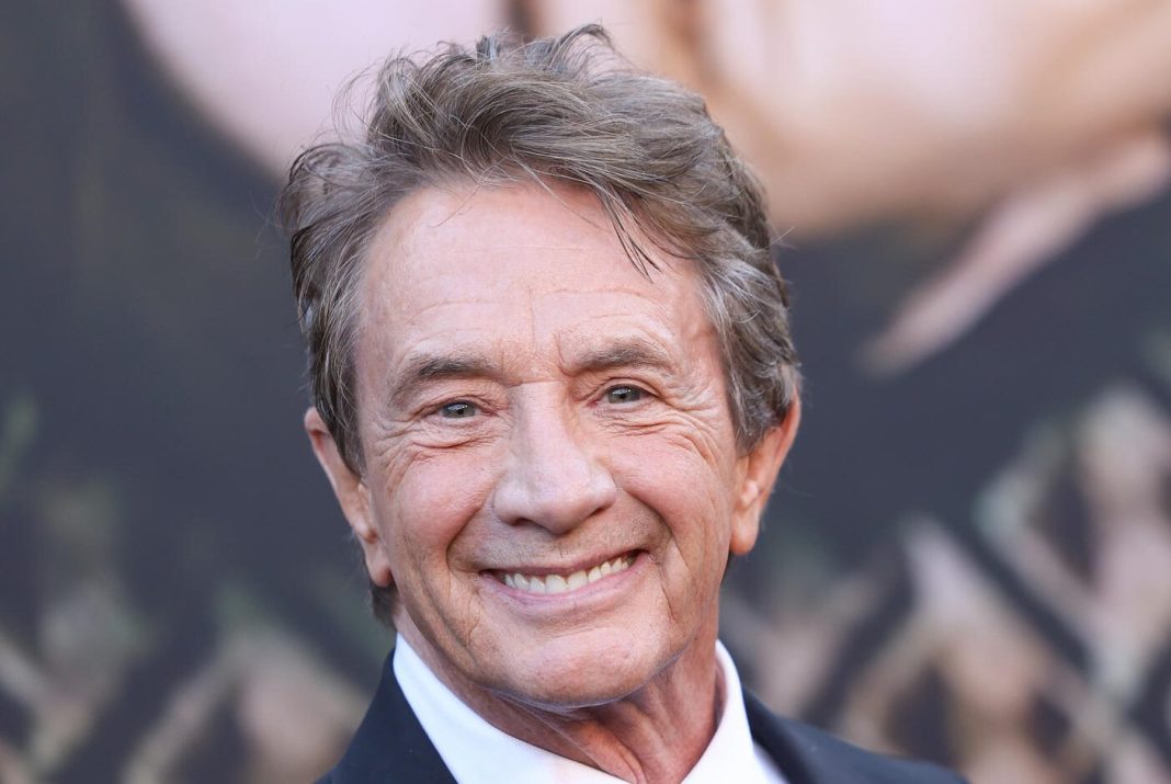 Martin Short eerlijk over drie Emmy-nominaties 2026 Martin Short openhartig: hoe het voelt om met drie projecten in de Emmy-race te zitten (Picture by: variety.com)