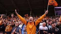 Hull City verslaat Man United 2-0 bij Premier League-rentree 'Misschien stoppen mensen met ons onderschatten' – Hull geniet van droomrentree (Picture by: ichef.bbci.co.uk)
