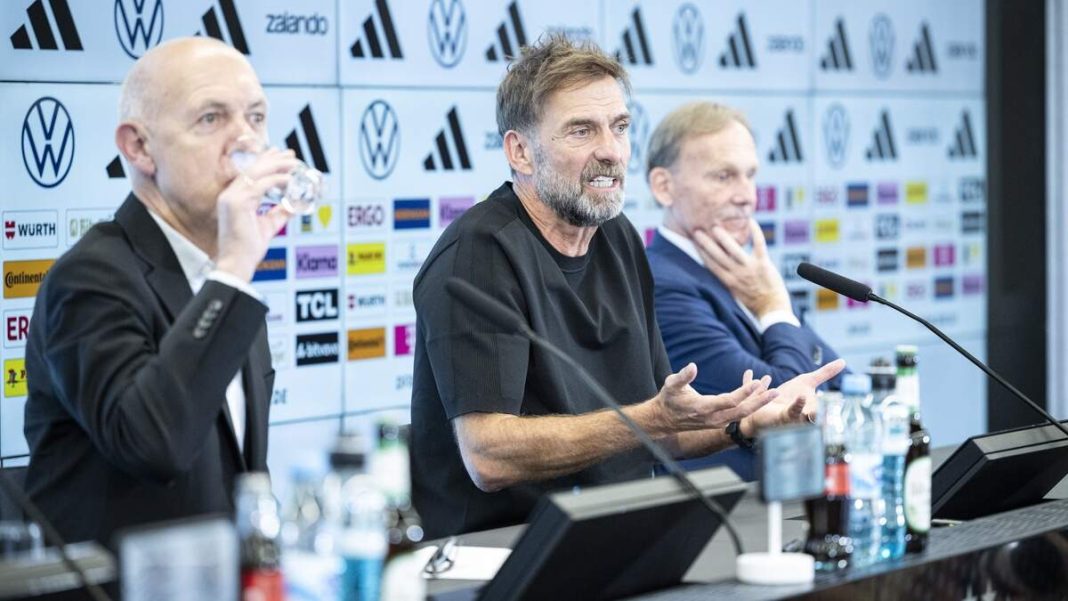 Nieuwe bondscoach Oranje gezocht: Landen klaar voor WK 2026 Nieuwe bondscoach Oranje gezocht: Landen klaar voor WK 2026 (Photo by: telegraaf.nl)