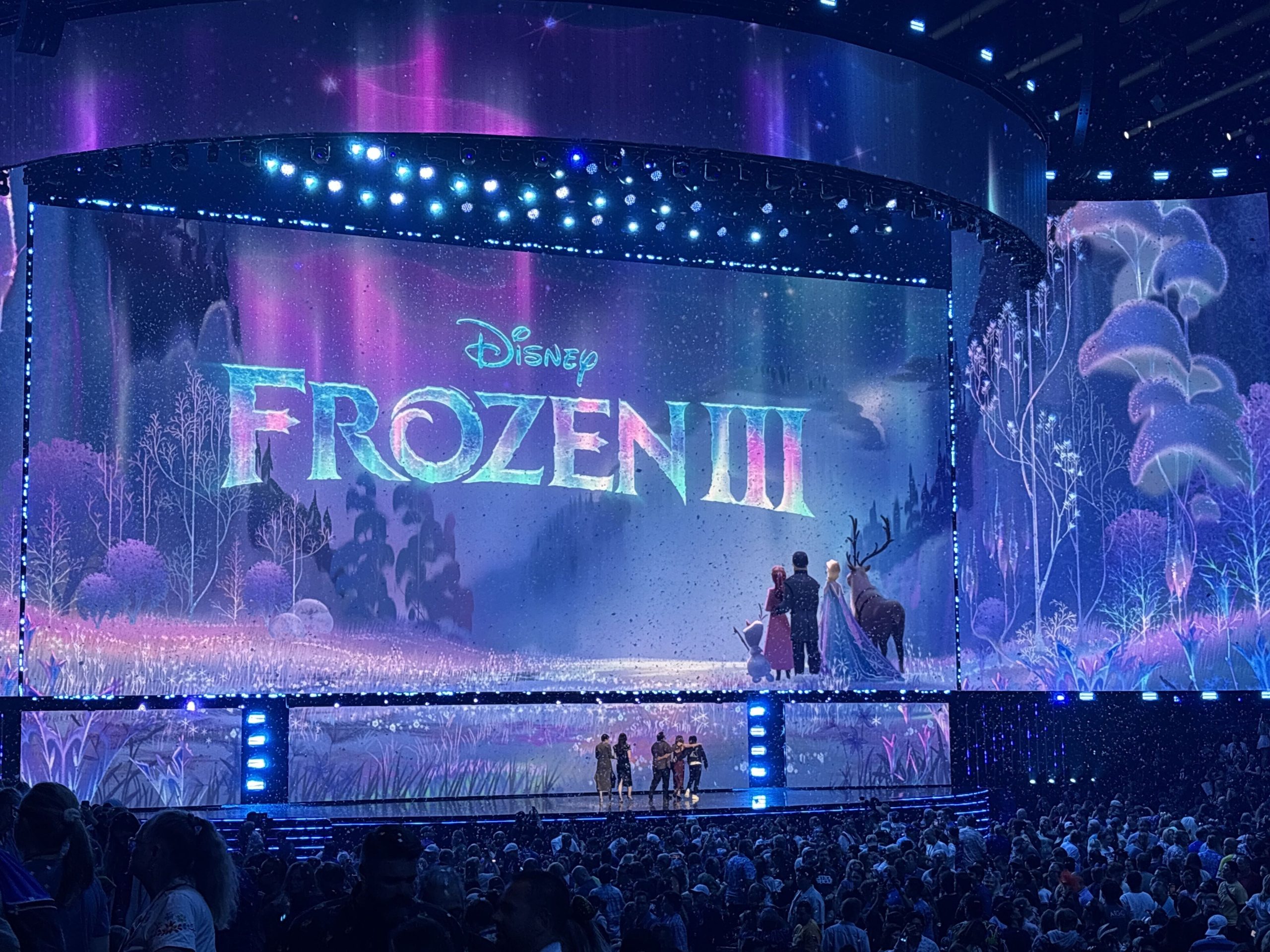 Nieuwe details over Frozen 3 Anna en Kristoff trou Nieuwe details over 'Frozen 3': Anna en Kristoff trouwen, Olaf krijgt een vriendin, nieuwe schurk (Picture by: variety.com)