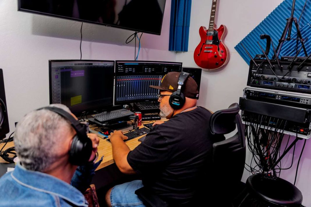 Nieuwe muziekproductie 'Colageno' van Ruth Gaarie in première (Picture by: 24ora.com)