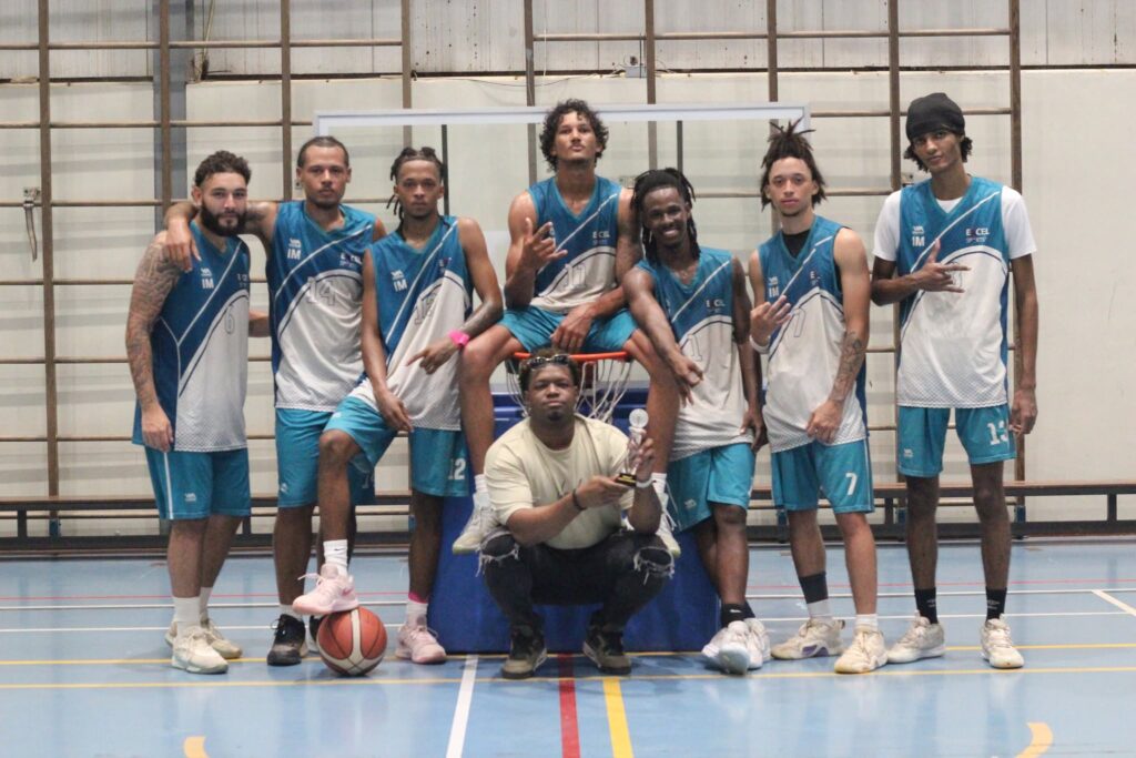 OTF wordt kampioen van Balling 7 (Picture by: extra.cw)