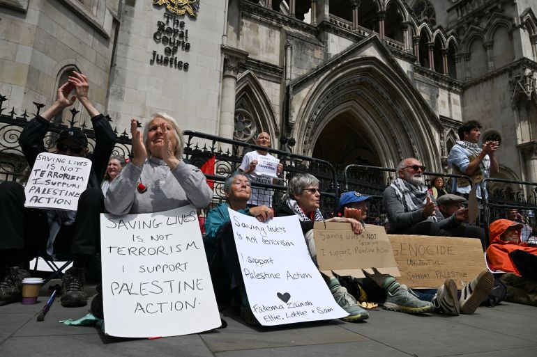 Palestine Action: terreurverdenking na protest Trump-golfbaan Palestine Action-activisten aangeklaagd voor 'terrorisme' na protest bij Trumps golfresort (Picture by: aljazeera.com)