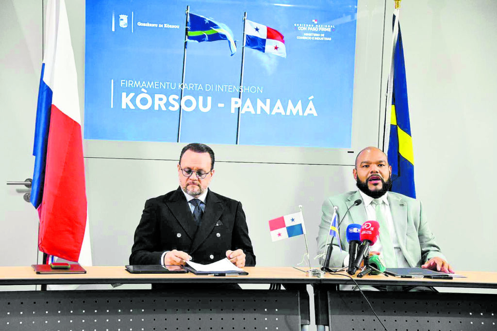 Panamese handelsdelegatie van 60 ondernemers bezoekt Curaçao (Picture by: extra.cw)