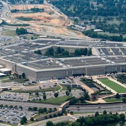 Pentagon ontslaat leiding militaire krant Stars and Stripes wegens 'insubordinatie' (Picture by: nu.cw)