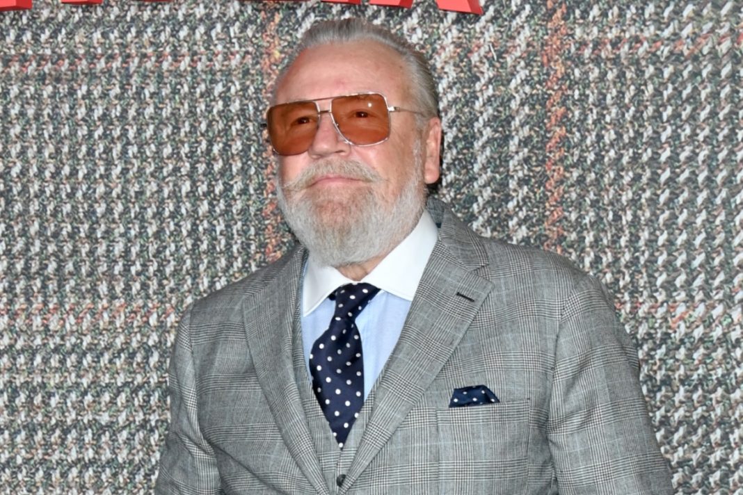 Ray Winstone berispt regisseur die zijn vrouwelijke co-ster betastte tijdens opnames: 'Waag het niet' (Picture by: variety.com)
