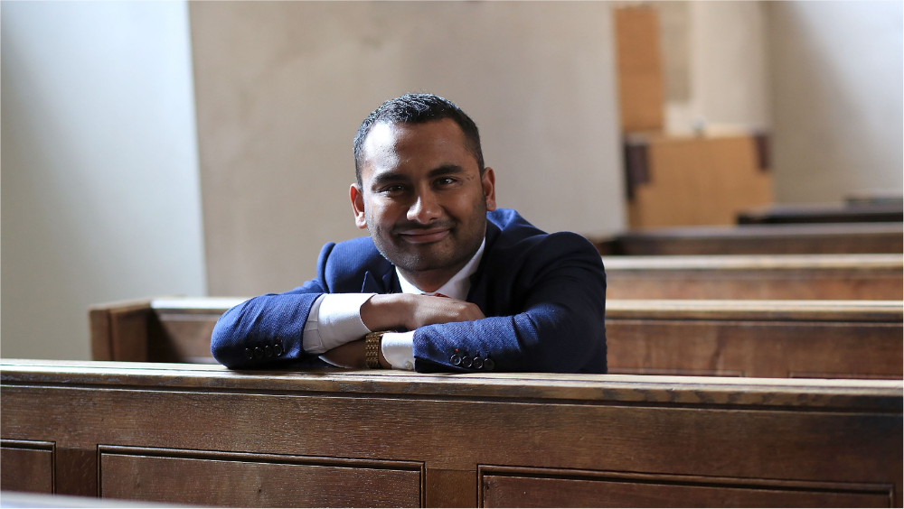 Sister Group sluit deal met Amol Rajan van University Challenge Sister Group sluit productie- en distributiedeal met University Challenge-presentator Amol Rajan (Picture by: variety.com)