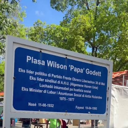 Stichting Papa Godett wil beheer en renovatie van verwaarloosde gedenkplaats in Punda (Picture by: nu.cw)