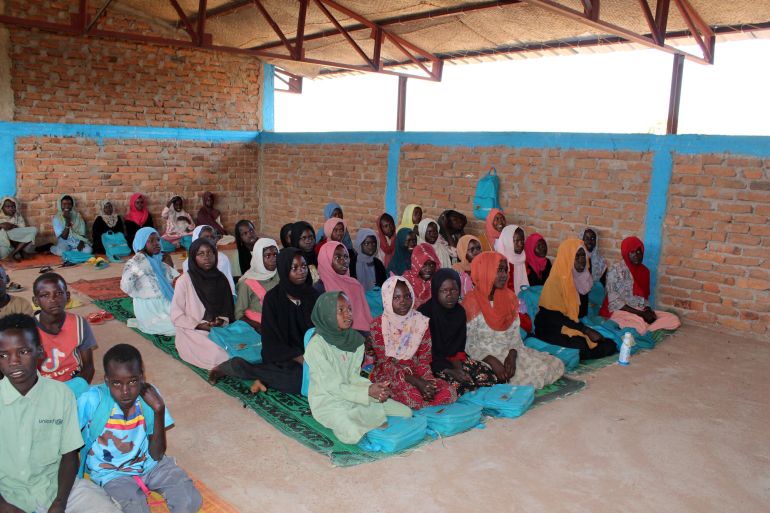 Sudanese vluchteling wordt schoolhoofd in Chadians kamp (Picture by: aljazeera.com)