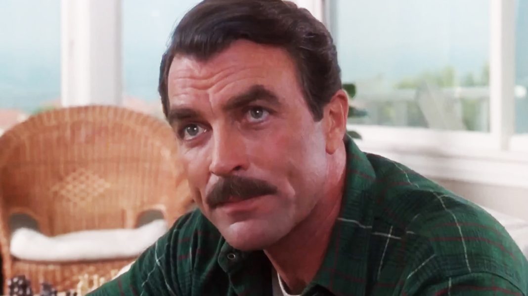 Tom Selleck's '90s Historische Film met Marlon Brando: Een Desaster (Picture by: slashfilm.com)