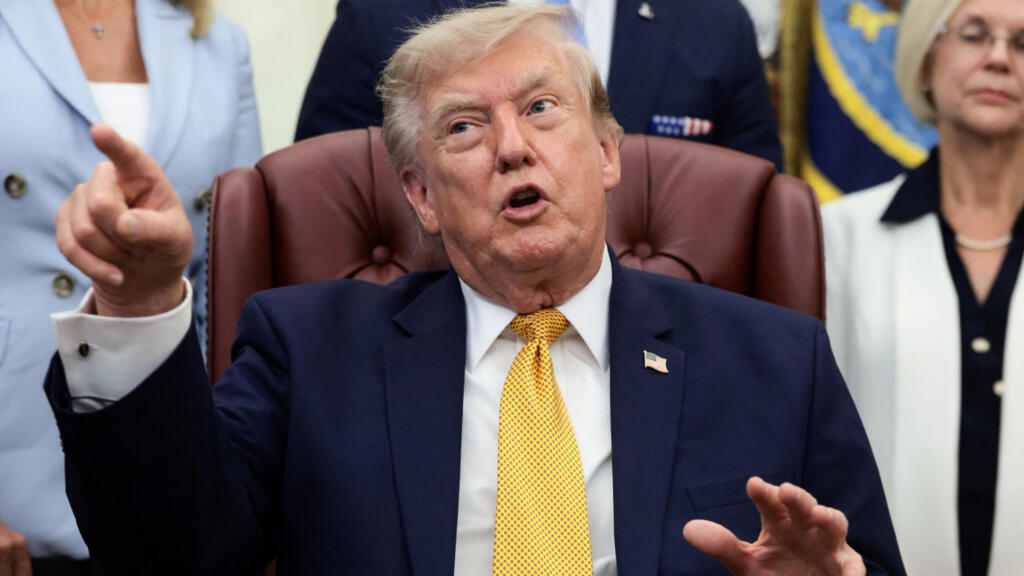 Trump: Iran heeft ‘laatste kans’, onderhandelingen met Iran gaan door Trump: Iran heeft 'laatste kans', onderhandelingen met Iran gaan door (Picture by: s.france24.com)