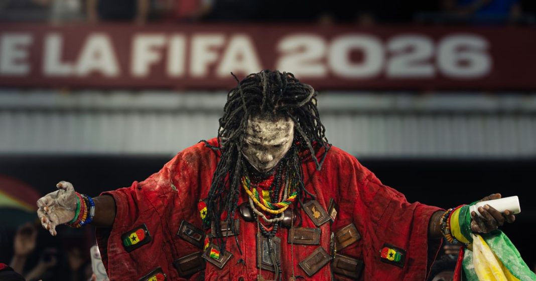 Voetbalfan die viral ging in Toronto aangehouden (Photo by: blogto.com)