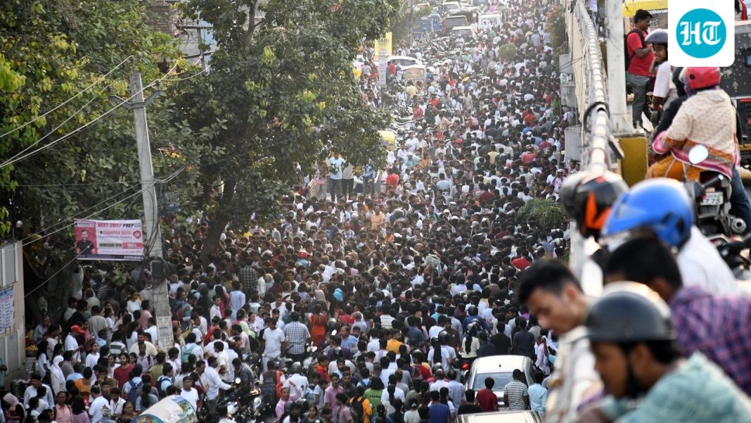 WhatsApp-groep onthulde NEET-fraude WhatsApp-groep onthulde NEET-fraude (Photo by: hindustantimes.com)