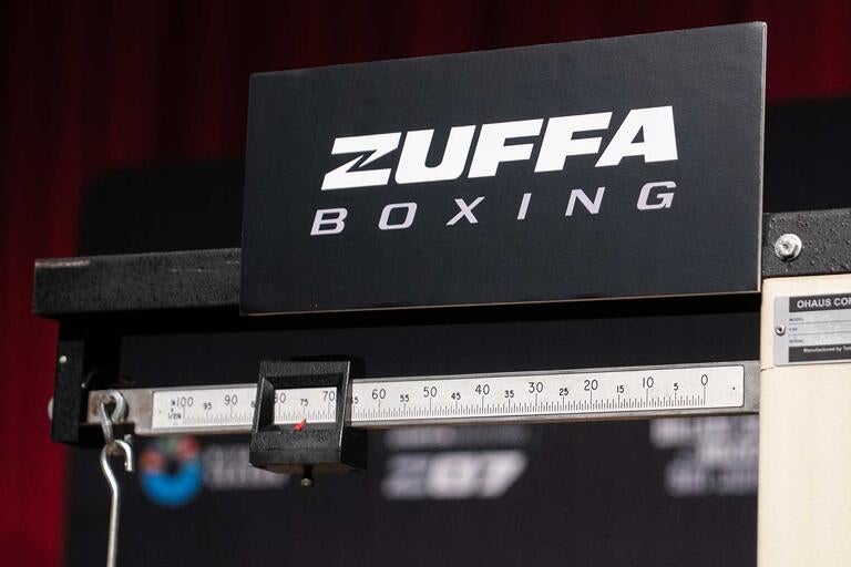 Zuffa Boxing 10: Gewichtsinspanningen klaar voor McKenna vs Oliha Zuffa Boxing 10: Gewichtsinspanningen klaar voor McKenna vs Oliha (Picture by: ufc.com)