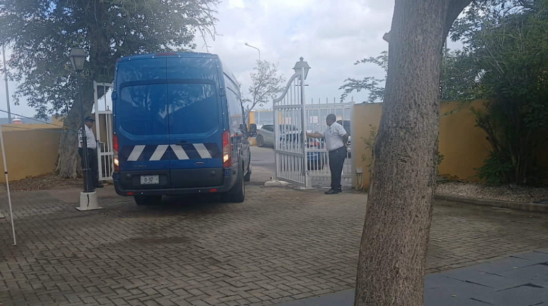 16-jarige verdachte ontkent betrokkenheid bij dood Clayshanou (Picture by: extraboneiru.com)
