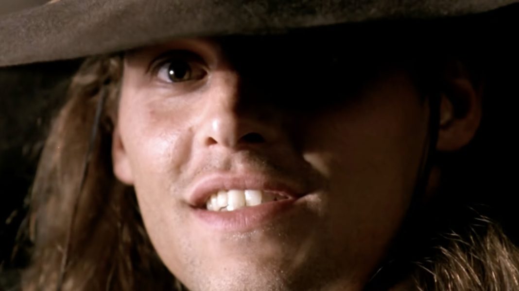 25 jaar geleden: The Musketeer (2001) debuteerde als een van de slechtste avonturenfilms ooit (Picture by: slashfilm.com)