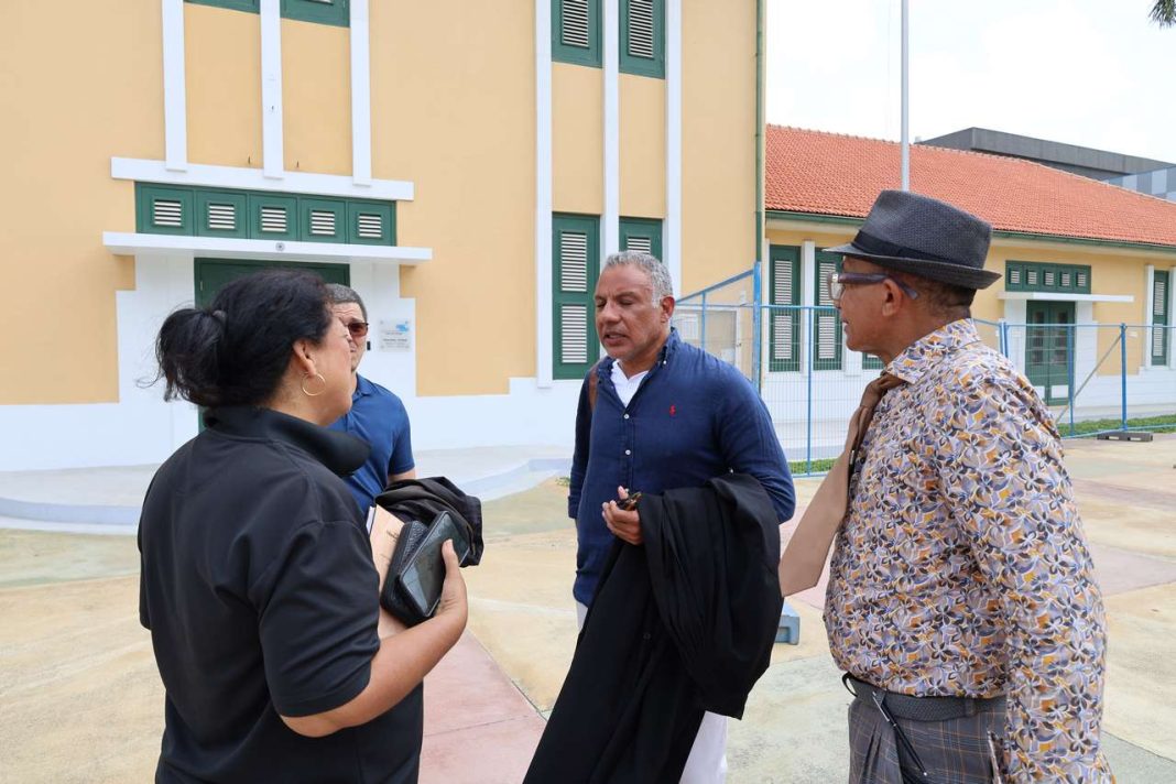 Aannemers dagen Refineria di Aruba voor rechter wegens betalingsachterstand (Picture by: 24ora.com)
