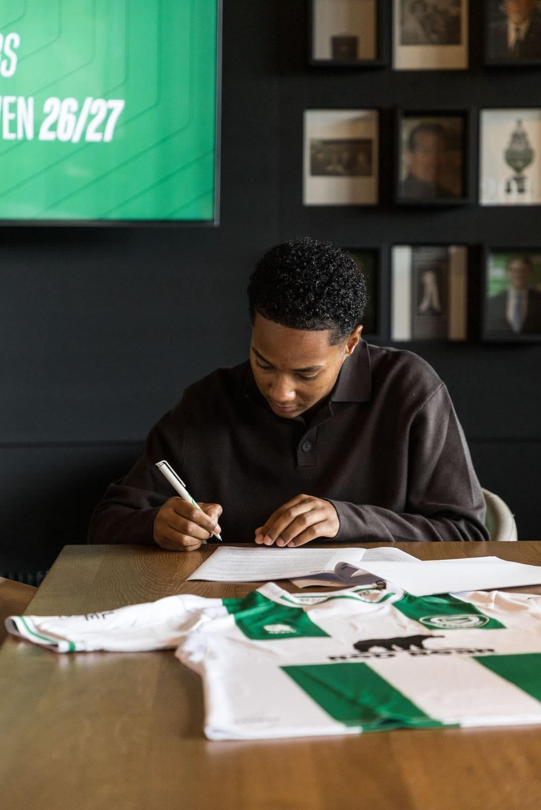 Aissee Gumbs tekent contract bij FC Groningen Vrouwen (Picture by: 24ora.com)