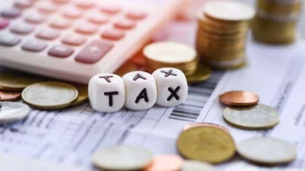 Belastingplan 2027 bevat twee maatregelen voor BES-eilanden: hogere kilometervergoeding en lagere brandstofaccijns Belastingplan 2027 bevat twee maatregelen voor BES-eilanden: hogere kilometervergoeding en lagere brandstofaccijns (Picture by: saba-news.com)