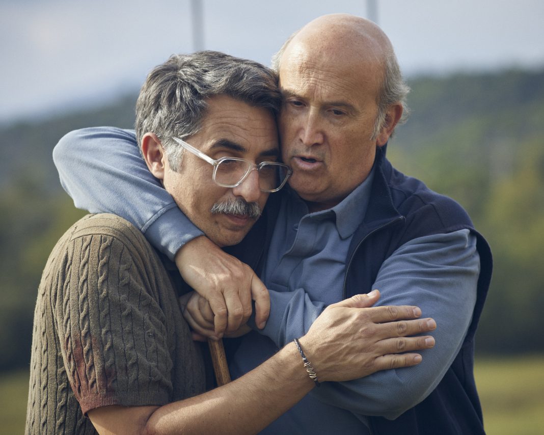 Berto Romero en regisseur Javier Ruiz Caldera over buzzfilm '5 More Minutes' op San Sebastián (Picture by: variety.com)