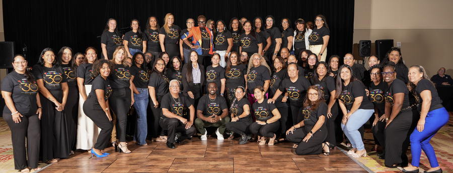 Bureau Traimerdia viert dertigjarig bestaan op Aruba (Picture by: noticiacla.com)