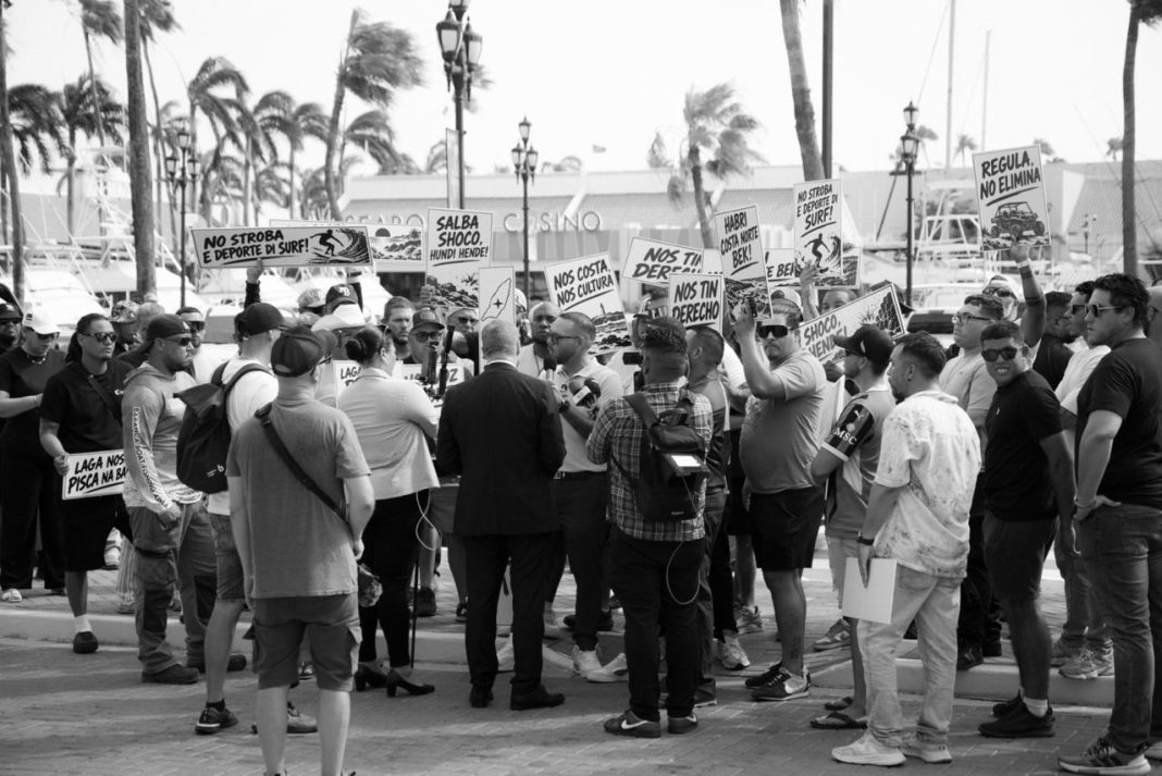 Zaak tussen ABC en regering van Aruba wordt uitgesteld Zaak tussen ABC en regering van Aruba wordt uitgesteld