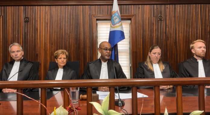 Drie nieuwe rechters beëdigd op Sint Maarten: 'Gerechtigheid moet passen bij een klein eiland' (Picture by: 721news.com)