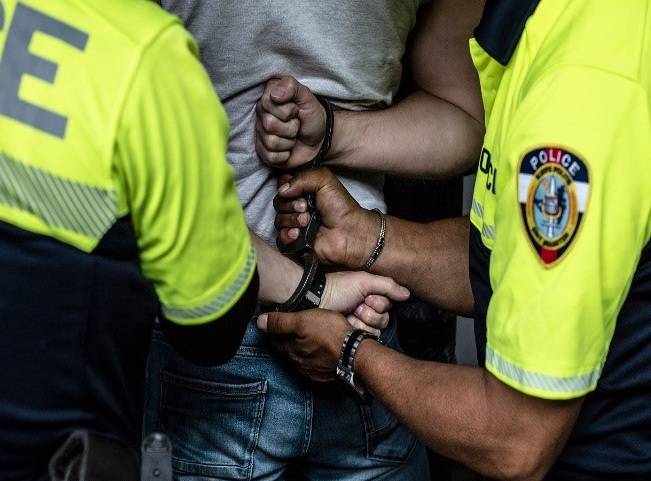 Drie verdachten opgepakt na beroving van scholier op Sint Maarten (Picture by: 721news.com)