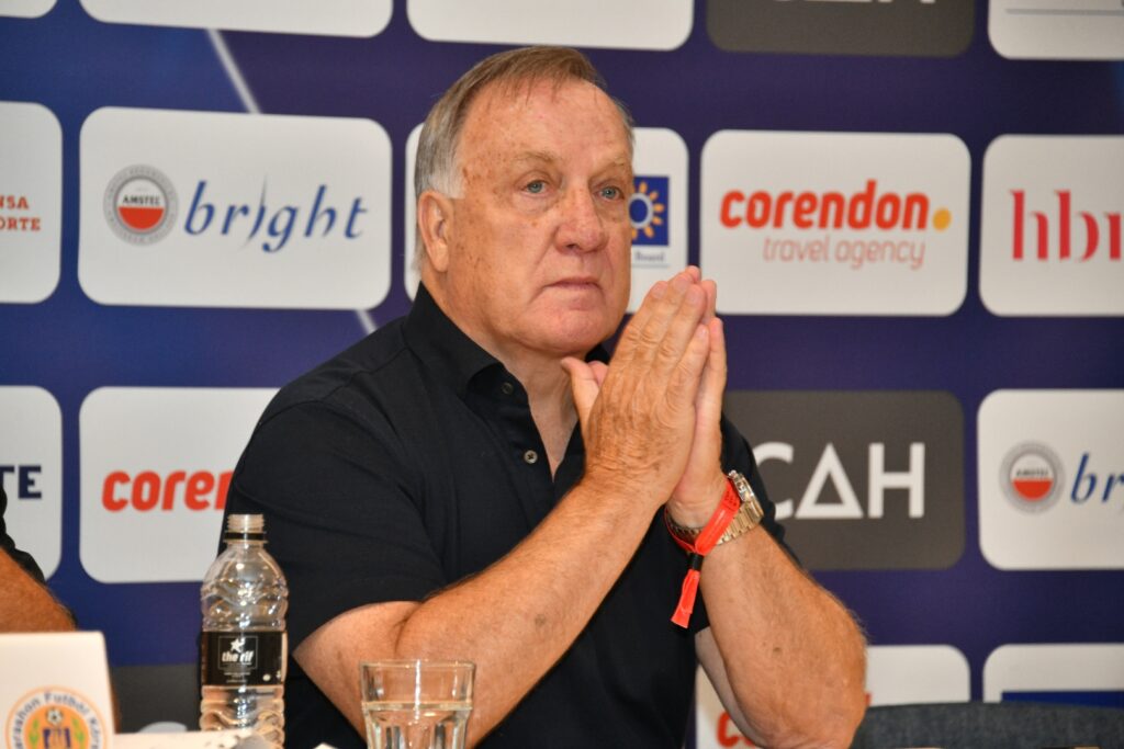 FFK verlengt contract Dick Advocaat als bondscoach Curaçao tot juli 2027 (Picture by: extra.cw)