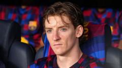 Anthony Gordon bij Barcelona: waarom hij Rashford verving Gehaald in plaats van Rashford: Gordon bewijst zijn waarde bij Barcelona (Picture by: ichef.bbci.co.uk)