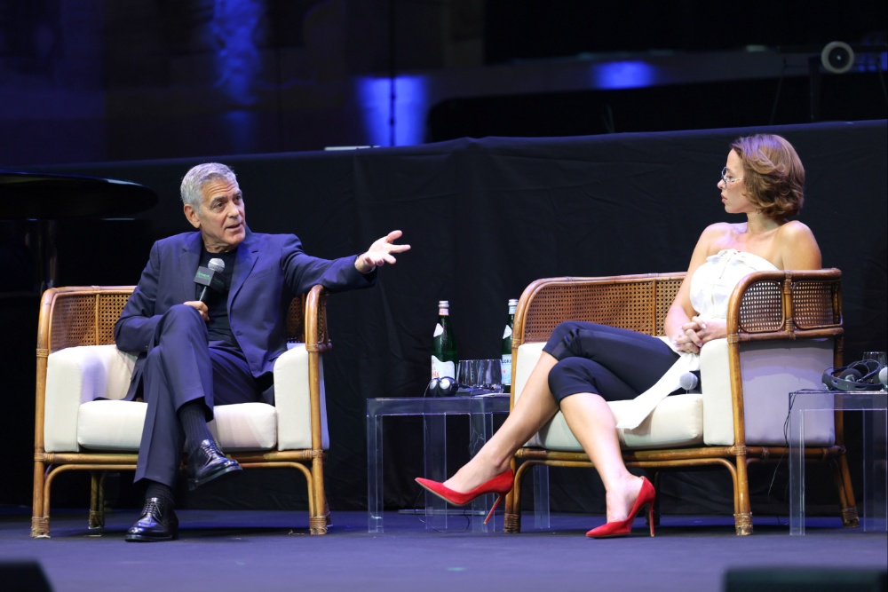 George Clooney: overheid moet AI niet reguleren George Clooney: 'Overheid moet AI niet reguleren – dit zijn niet de juiste mensen' (Picture by: variety.com)