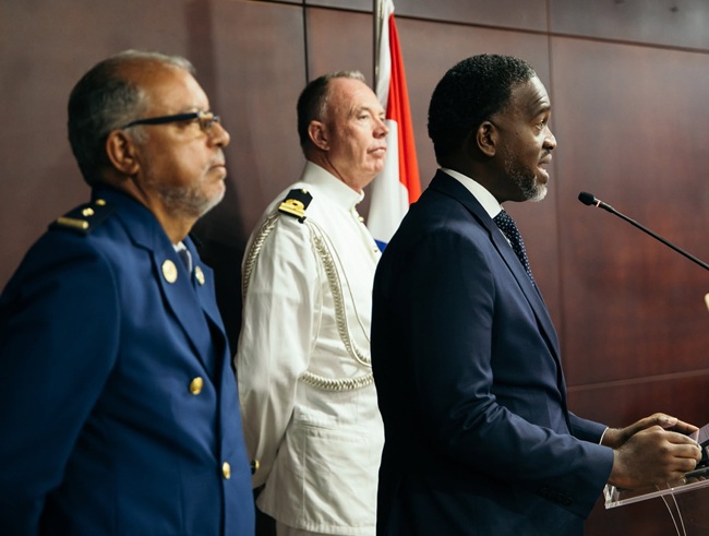 Gouverneur Baly opent parlementair jaar 2026/2027 met officiële troonrede (Picture by: 721news.com)