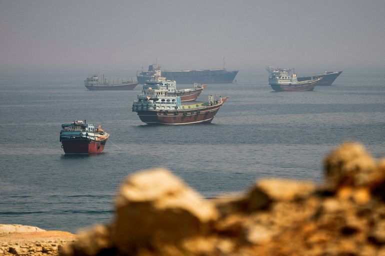 Iran pocht over aanvallen bij Straat van Hormuz terwijl oliestromen toenemen ondanks spanningen (Picture by: aljazeera.com)