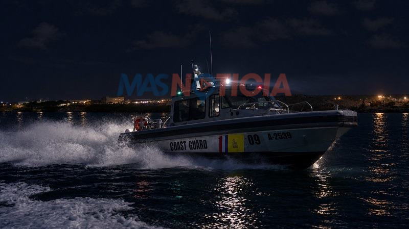 Kustwacht pakt verdachte op bij diefstal koperen leidingen nabij raffinaderij (Picture by: masnoticia.com)