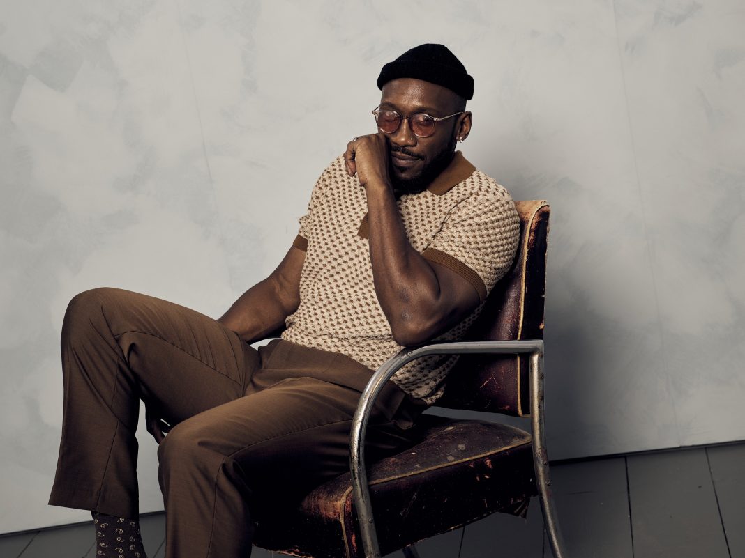 Mahershala Ali maakt eindelijk zijn Blade-film Mahershala Ali maakt eindelijk zijn 'Blade'-film met 'Your Mother Your Mother Your Mother' (Picture by: variety.com)