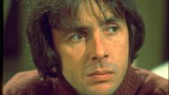 Man About the House-ster Richard O'Sullivan overleden op 82-jarige leeftijd (Picture by: ichef.bbci.co.uk)